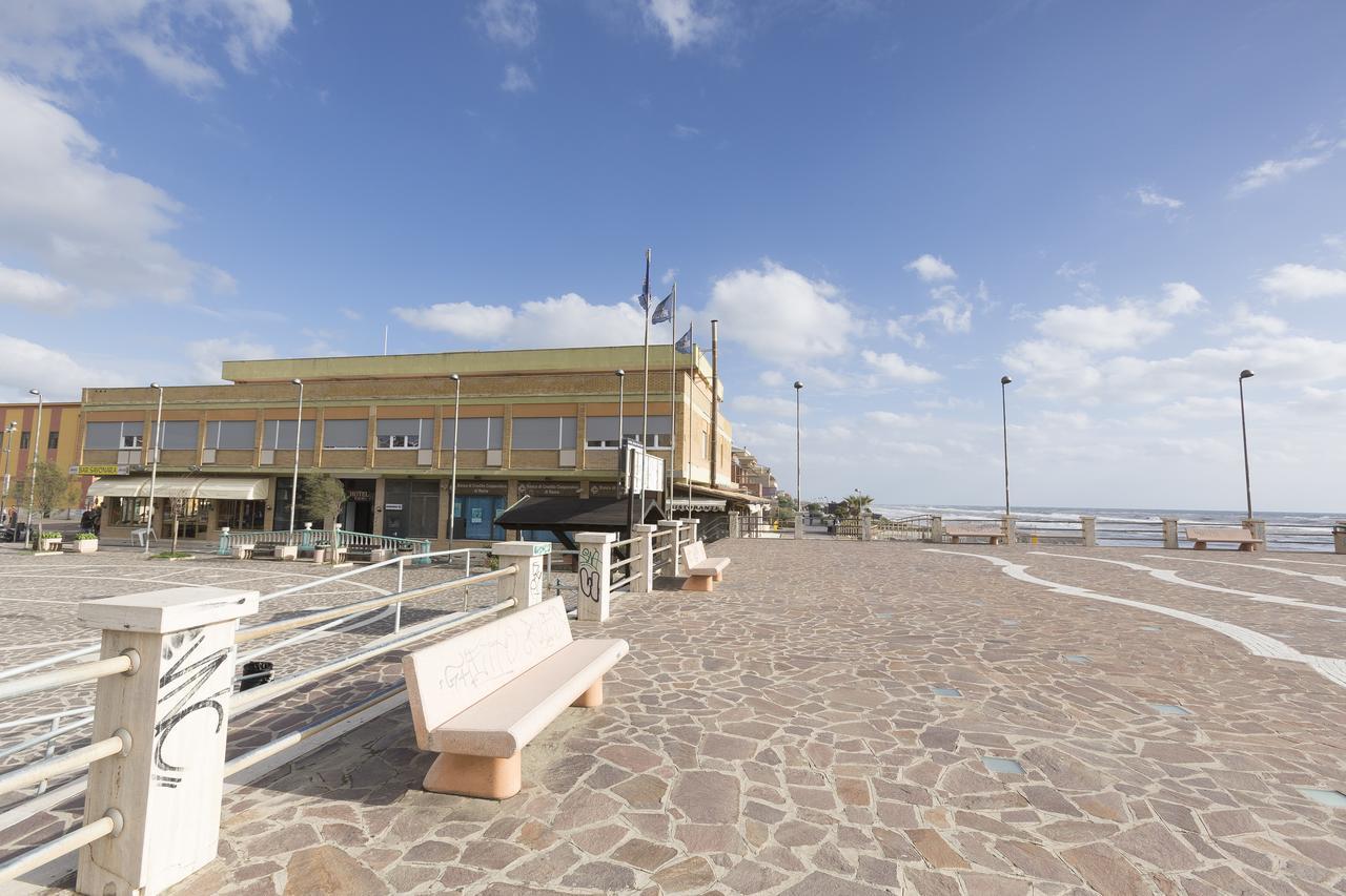 Alex & Lorenz Hotel Torvaianica Exterior photo
