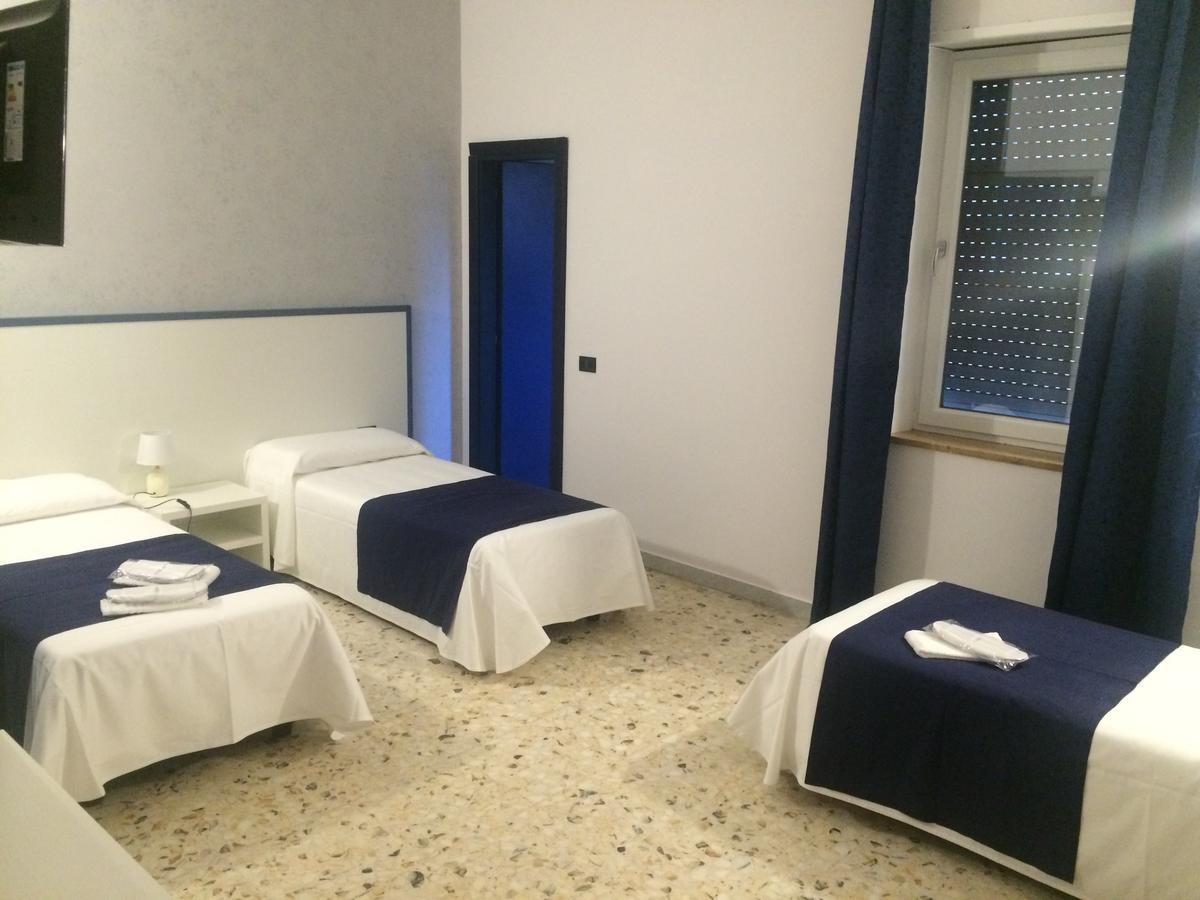 Alex & Lorenz Hotel Torvaianica Exterior photo